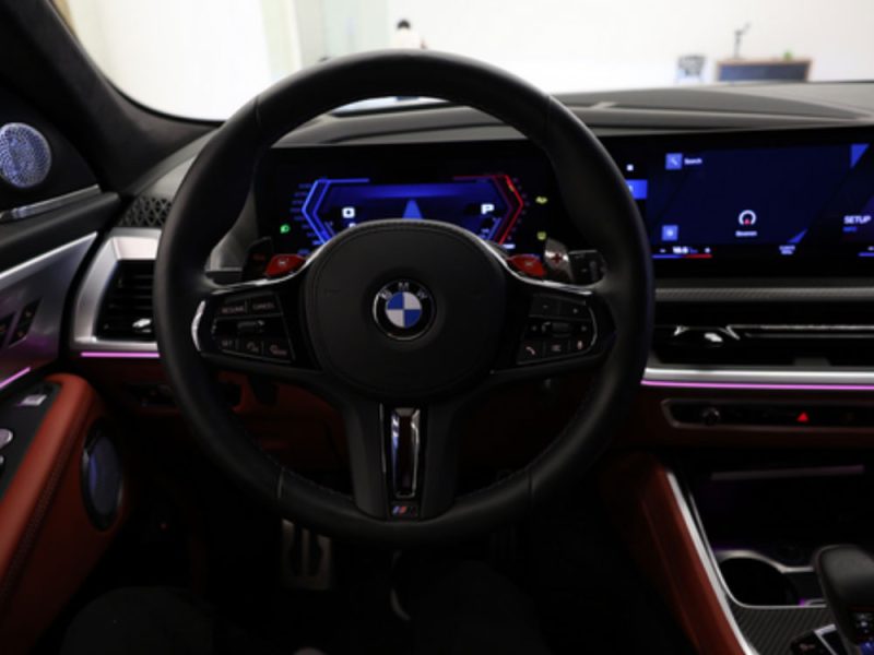 BMW XM