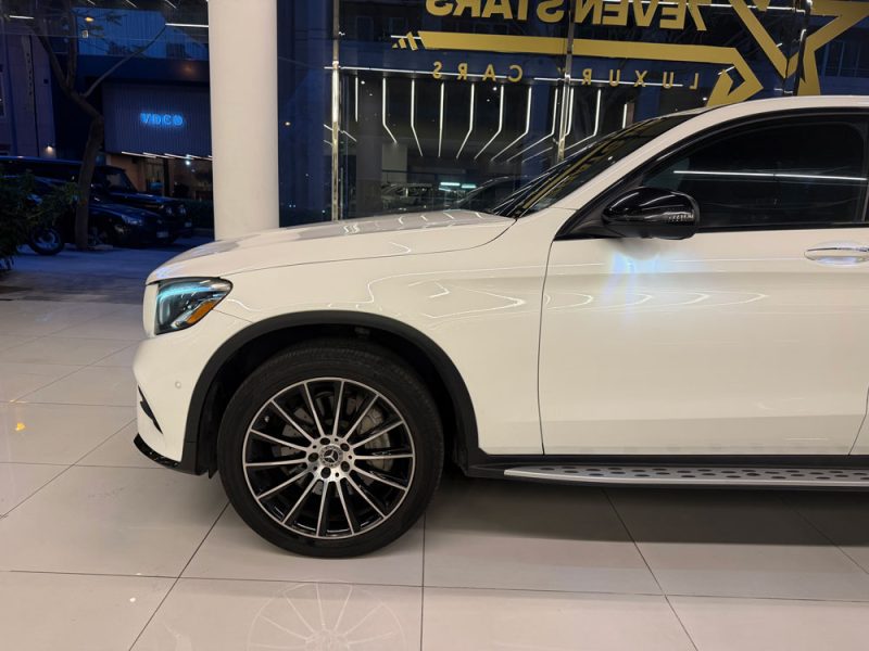 Mercedes-Benz GLC300